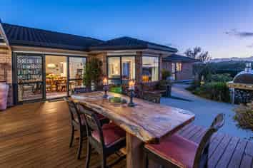 90 Gilbert Road, Mata