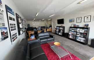 Modern 102sqm Ground Floor Office - Flat Bush