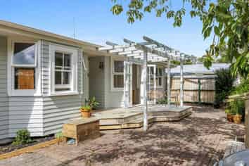 14 Wech Drive, Warkworth