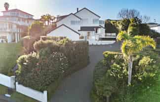 9 Savoy Road, Orewa