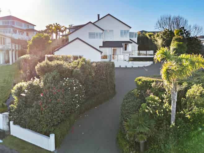 9 Savoy Road, Orewa