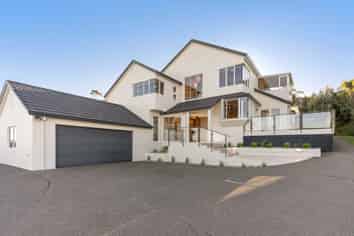 9 Savoy Road, Orewa