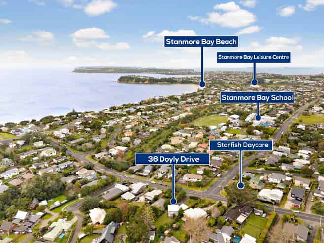 36 D'Oyly Drive, Stanmore Bay