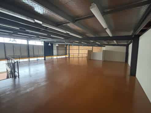 Prime bulk retail opportunity