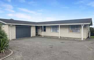 30 Pirinoa Street, Feilding