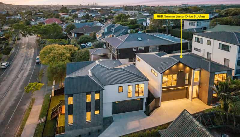 88B Norman Lesser Drive, Saint Johns