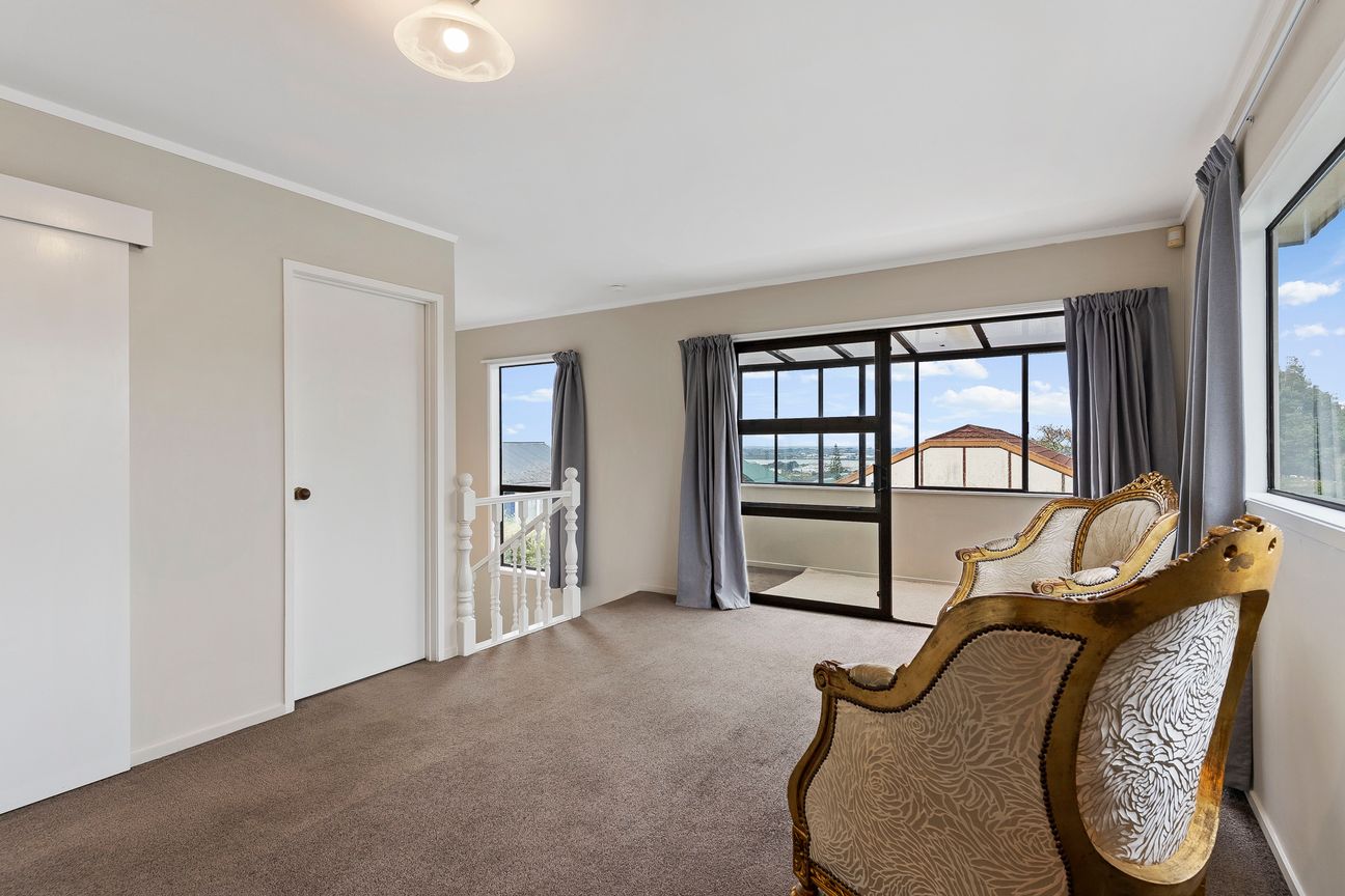 Elevated One Tree Hill Living with Harbour Views - Bild 6