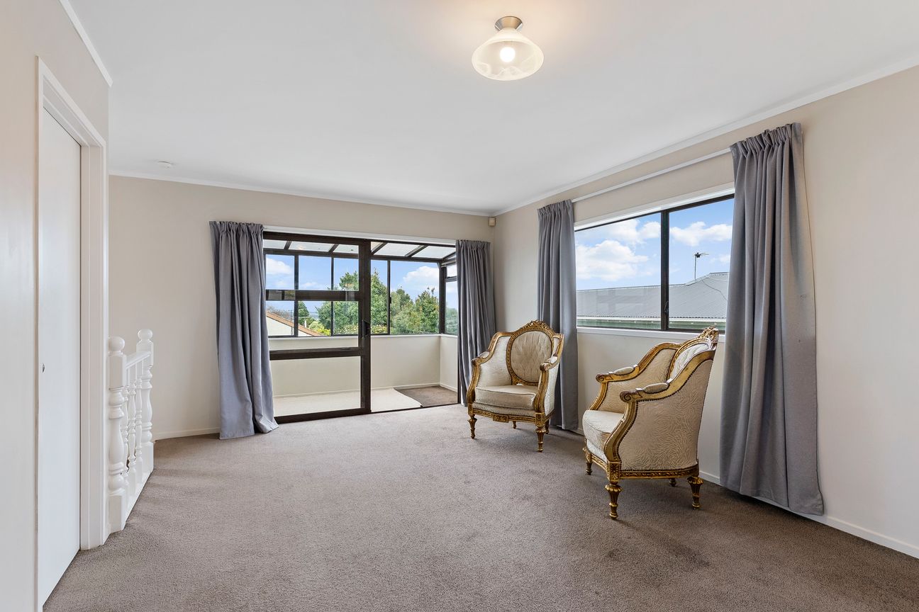 Elevated One Tree Hill Living with Harbour Views - Bild 5