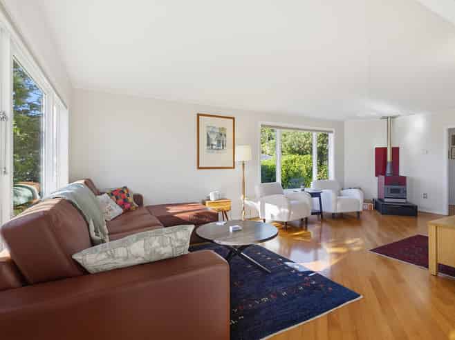 15 Wrights Hill Road, Karori