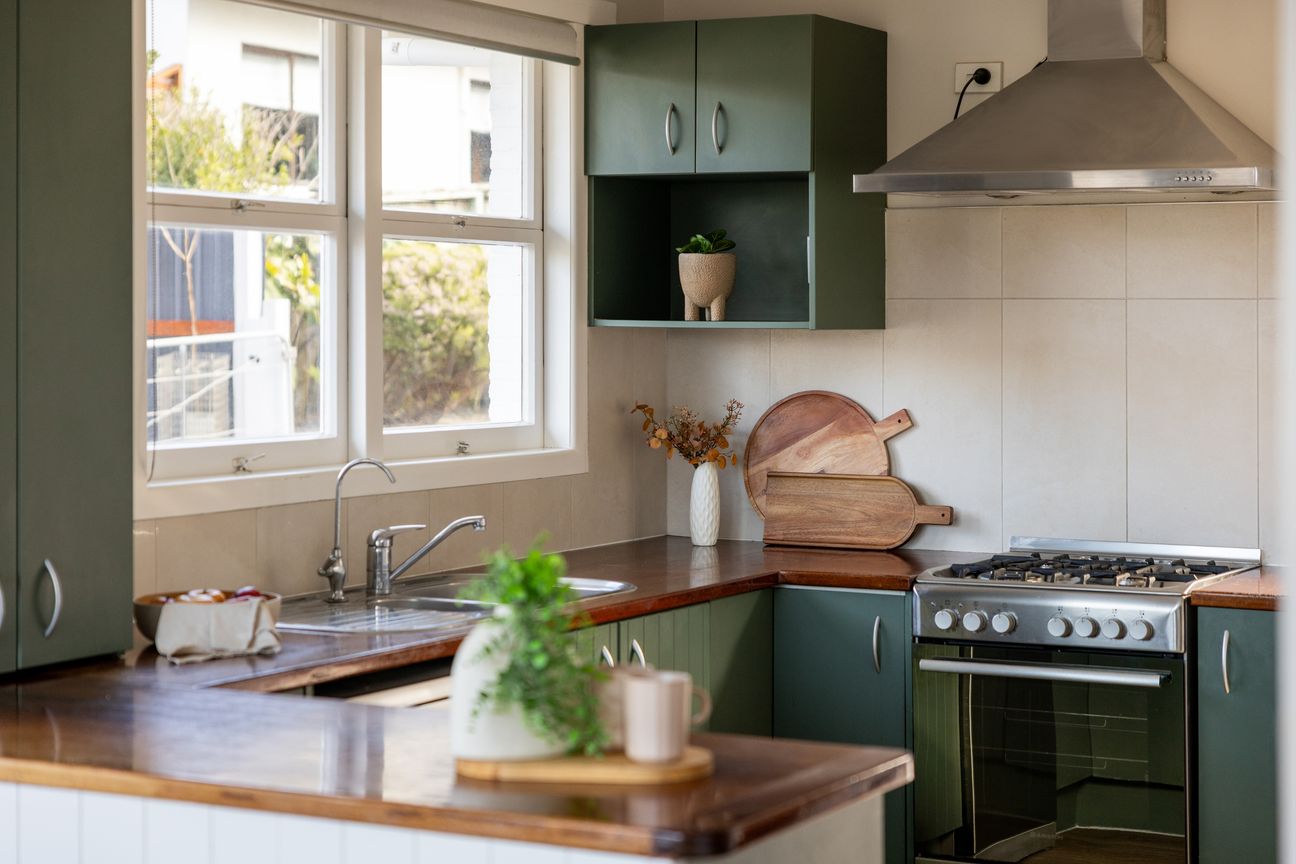 4 BED 2 BATH FREEHOLD – pohled 3