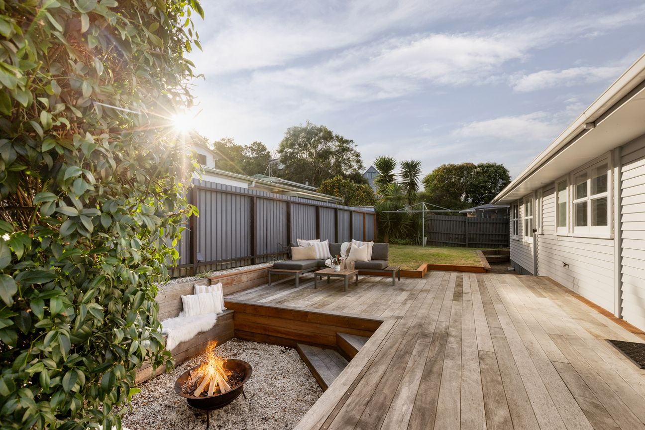 4 BED 2 BATH FREEHOLD – pohled 6