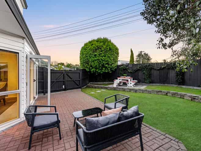 12B Rockfield Road, Ellerslie