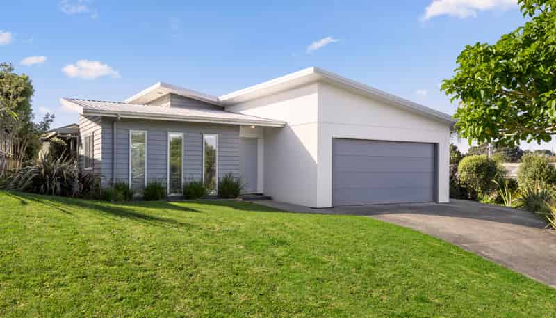 6 Puka Place, Raglan