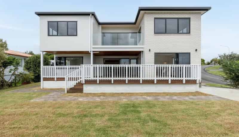 1 Coppelia Avenue, Omokoroa