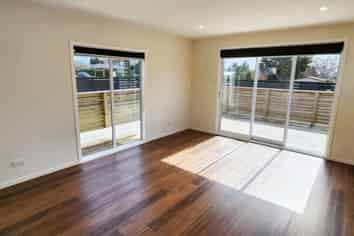 14 Cowling Road, Hurdon