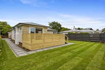 14 Cowling Road, Hurdon