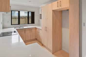 4a Secretariat Place, Randwick Park