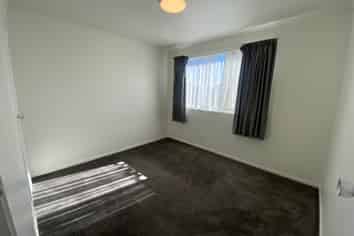 40 Desmond Place, Otara