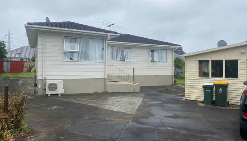 40 Desmond Place, Otara