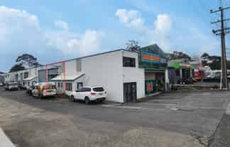 124sqm warehouse - Silverdale industrial