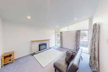 90 Surrey Road, Springvale