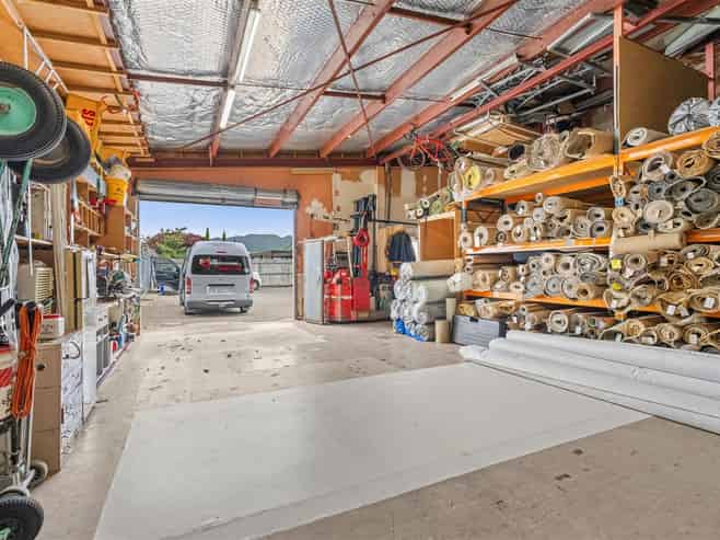Design Your Own Retail, with 22 Car Parks