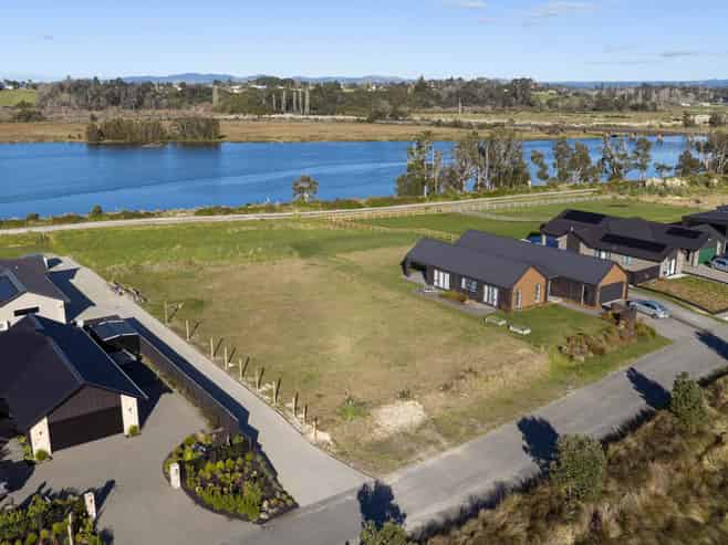 18 Te Ara O Tahataharoa, Te Puna