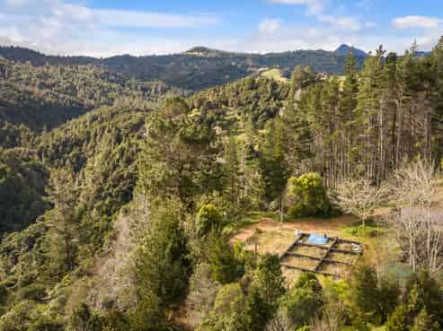 528 Kopu Hikuai  SH25A, Thames