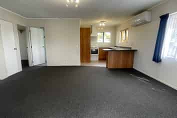 19a Arlette Place, Massey