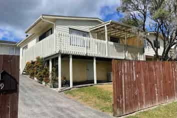 19a Arlette Place, Massey