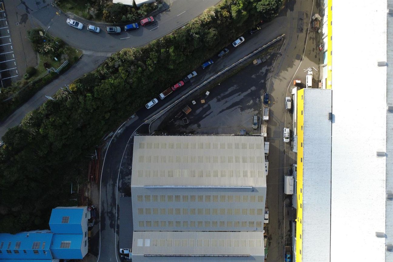 Pole Position in Ngauranga - Vista 4