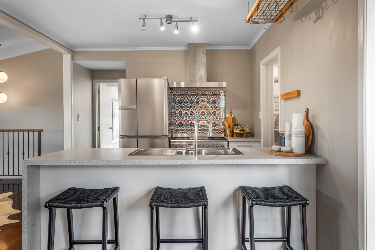 Affordable living in Devonport village - Mehr