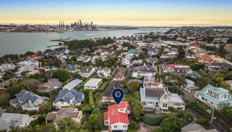 11A Tudor Street, Devonport