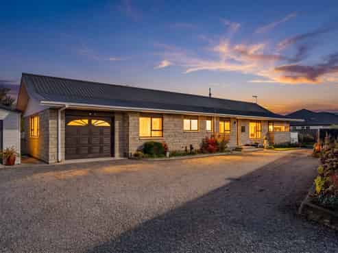 7 Oak View Place, Greytown