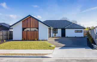 12 Foster Place, Amberley