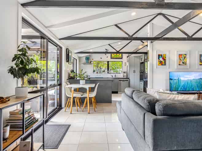226 Loburn Terrace Road, Loburn