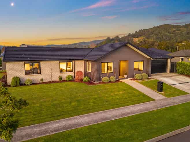 21 Te Kaeaea Crescent, Wallaceville
