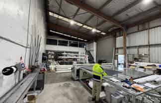 High warehouse ratio - prime East Tamaki location
