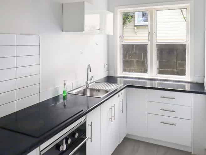 1/52 Lonsdale Crescent, Rongotai