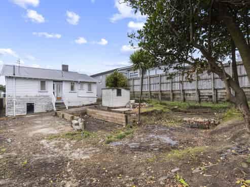 34 Warwick Avenue, Westmere