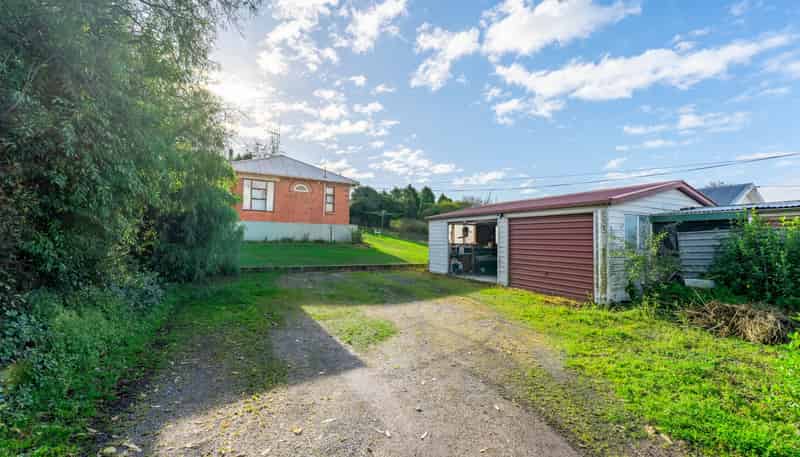 77 Luxmoore Road, Marchwiel