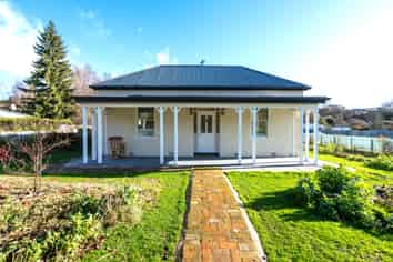 30 Whitehaven Street, Lawrence