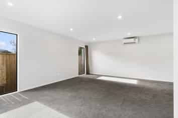 41D Kingdale Road, Henderson