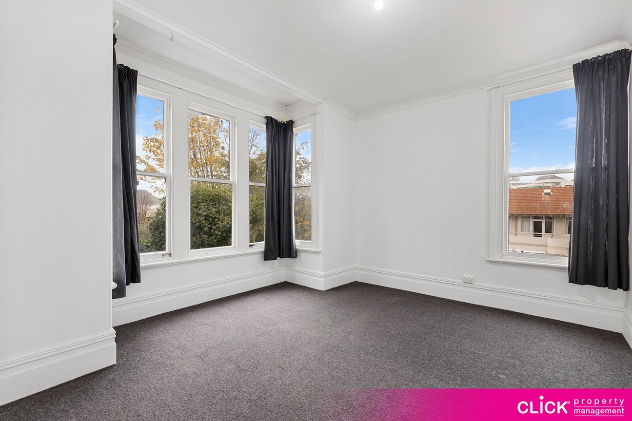 2027 Cargill Street Castle – pohled 6
