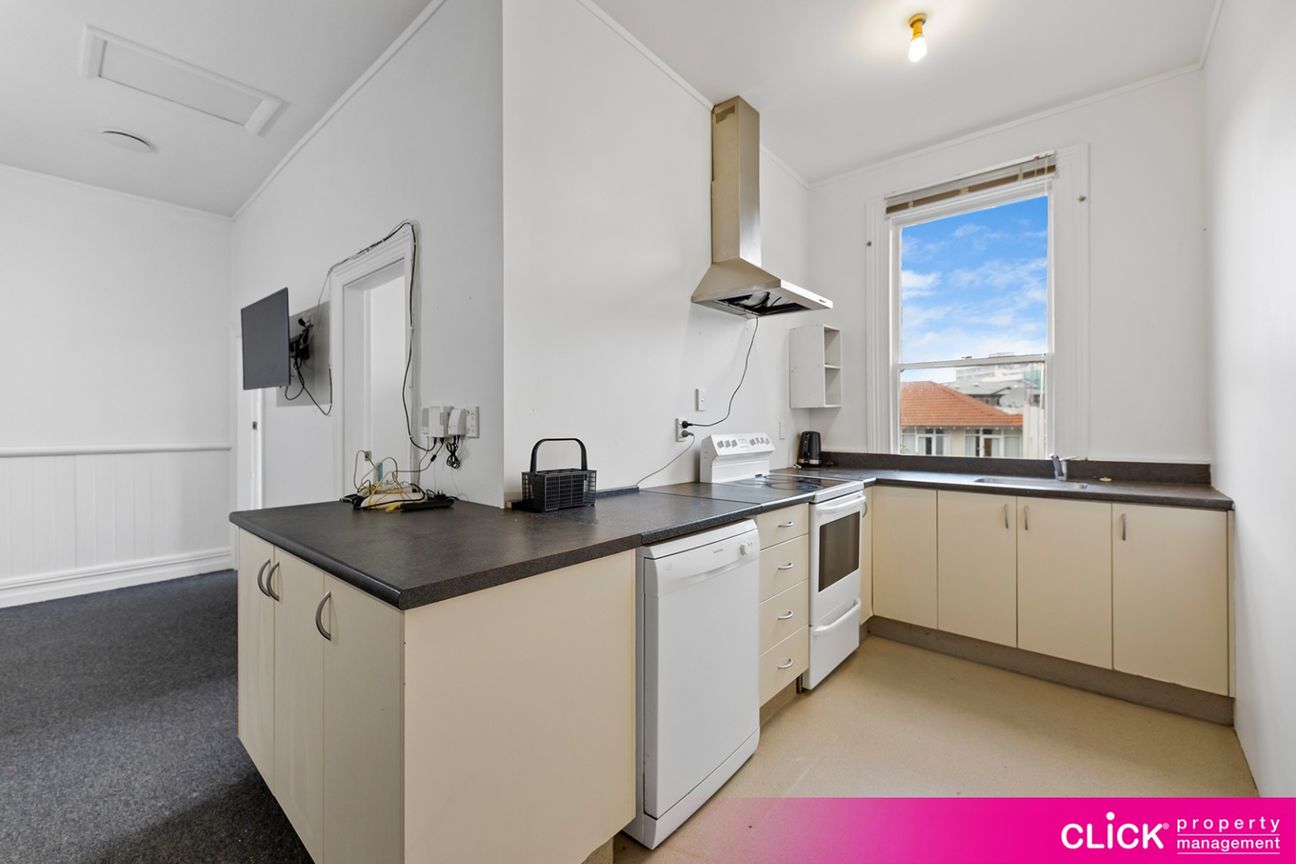 2027 Cargill Street Castle – pohled 4