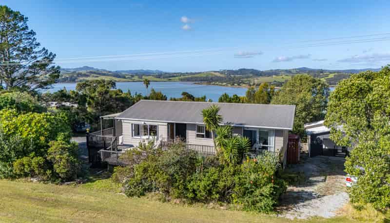 21 Colonel Mould Drive, Mangonui