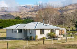 1230 & 1228 Alexandra-Fruitlands Road, Alexandra