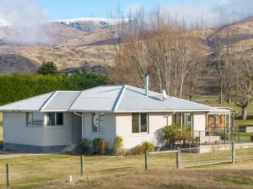 1230 & 1228 Alexandra-Fruitlands Road, Alexandra