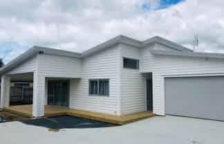 17A Second View Avenue, Beachlands