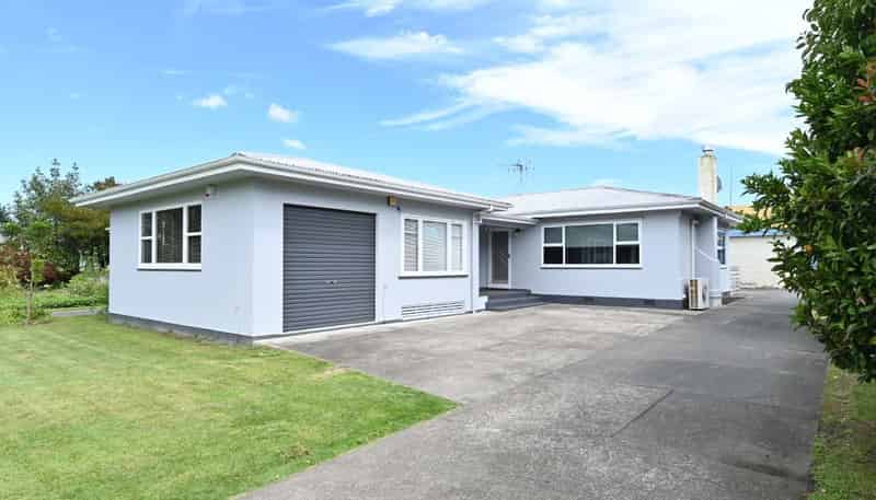 1/27 Coverdale Street, Onekawa